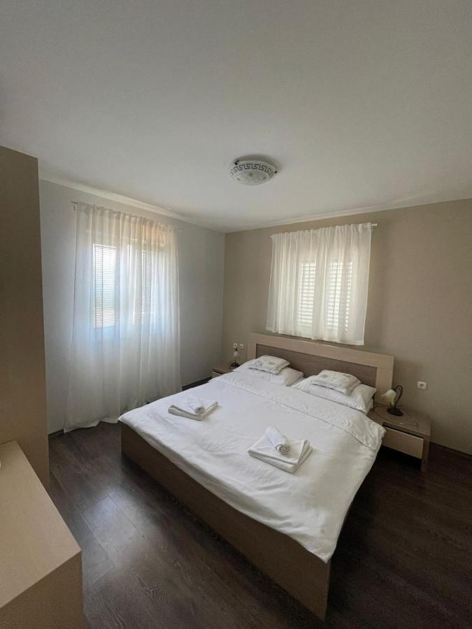 Apartments Belmat Trogir Exterior photo